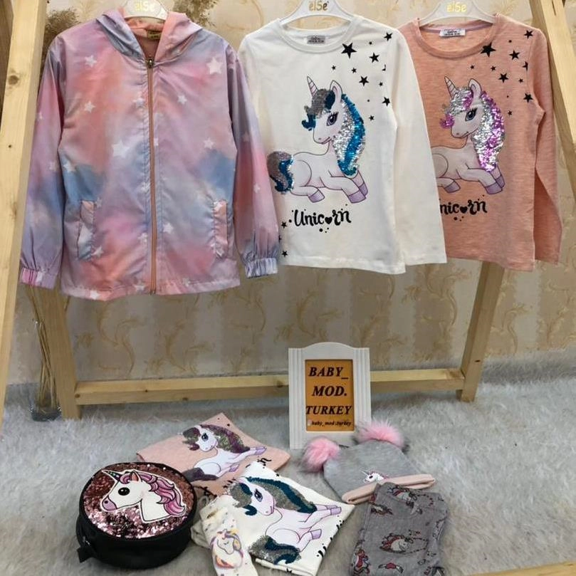 بلوز پولکی نخ پنبه تک شاخ و بارانی استردار و کیف گرد دخترانه کد 1455 0d558168-d84d-49dc-a801-308690acb11d.jpg