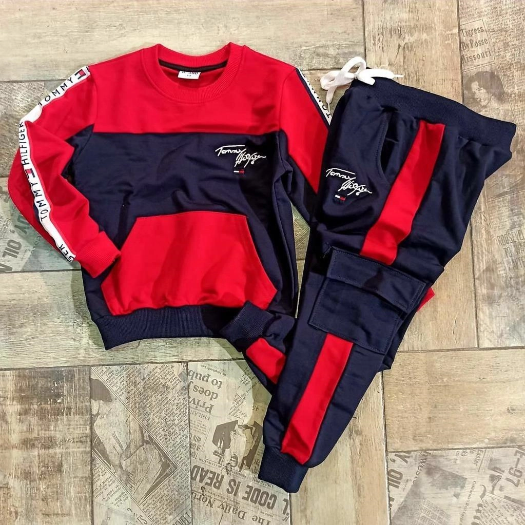 بلوز شلوار ضخیم تامی و کلاه گردنی پسرانه ترک کد 1412 1724140e-3b41-4686-b17d-45e0bff02ad0.jpg