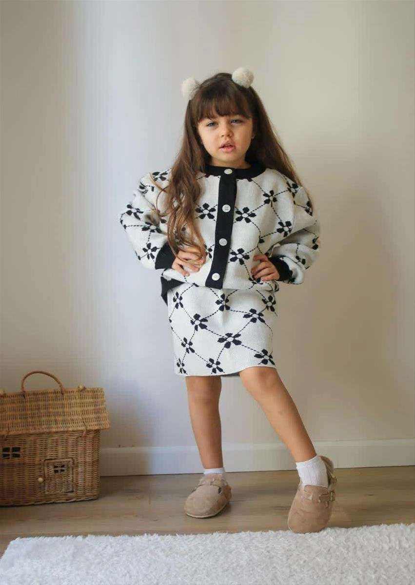 دوتیکه ژاکت و دامن ترک 3-10سال کد 6276 1992d123-6a62-42e2-a634-2a78e291f93a.jpg