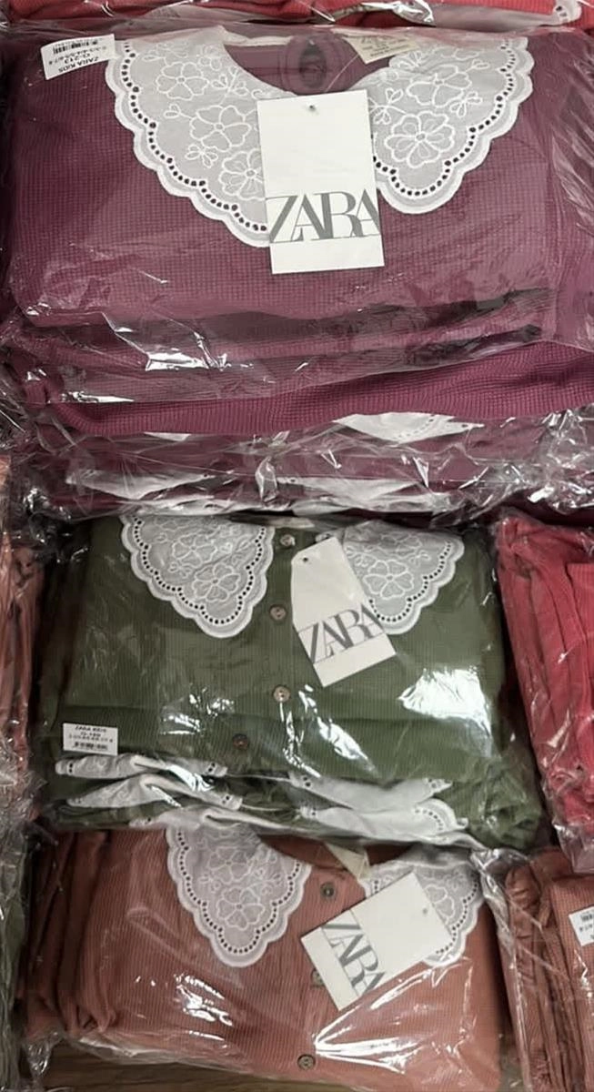 دوتیکه وافلی یقه خامه دوزی  زارا ترک کد 4979 1f5bfee1-0cc4-48da-9d75-b27eb259aadd.jpg