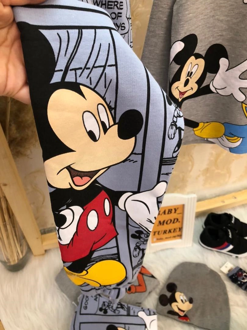 بلوز وشلوار میکی مارک زارا و کلاه پسرانه ترک کد 2451 20f44bbc-cf49-4790-aea2-55e91fb6508b.jpg