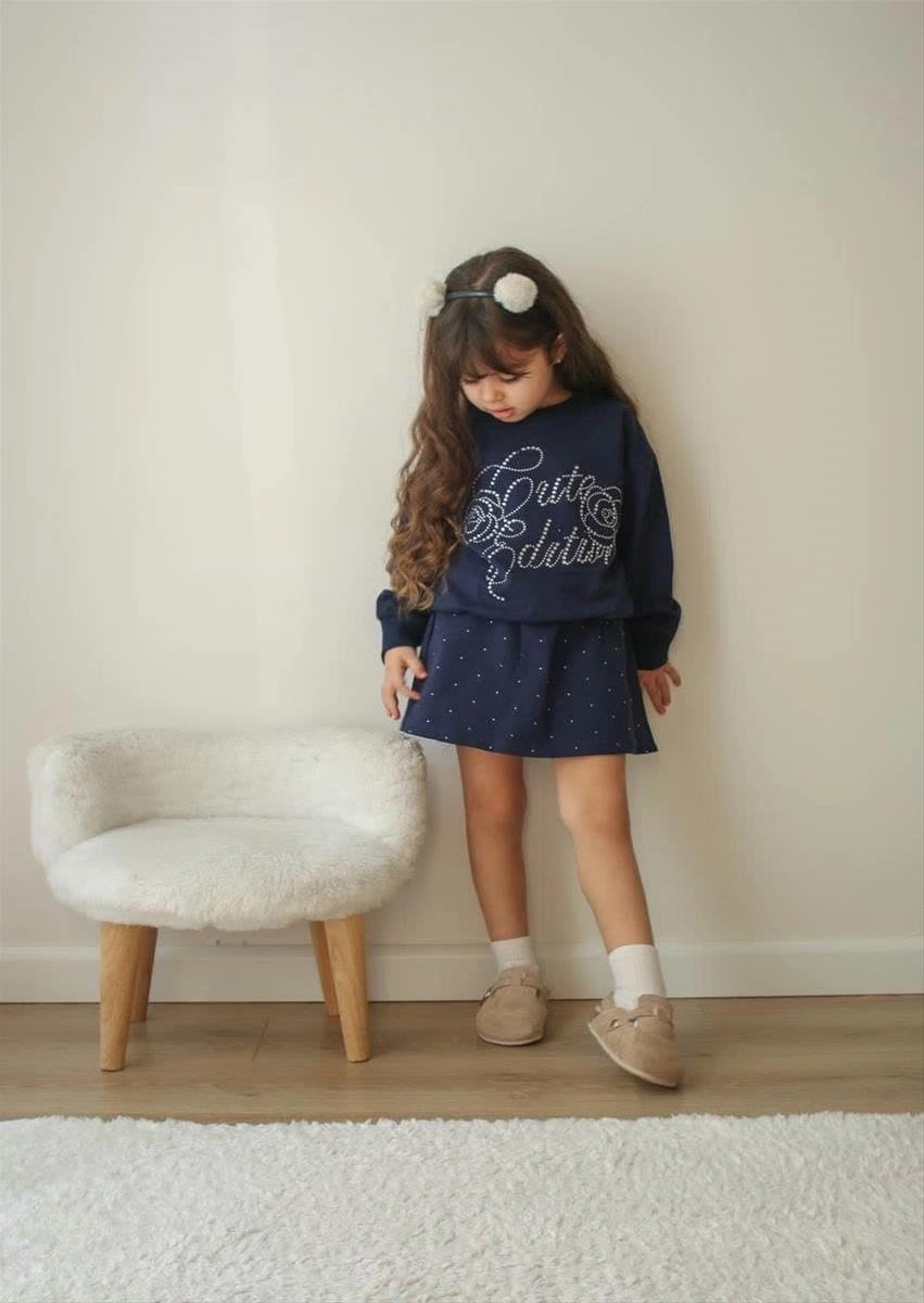 ست سنگ دوزی درجه یک ترک دورس و دامن شلوارکی ترک کد 6300 249b496d-1826-494c-900f-c00b2c7b84c2.jpg