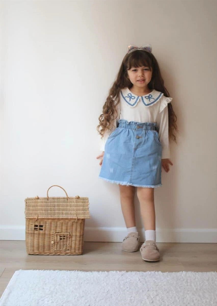 تکرار ست دوتیکه  بلوز یقه قلاب بافی پاپیون و دامن جین ترک کد 6301 24bf31a5-3aba-47a7-bbe8-1fa0b3e8de4f.jpg