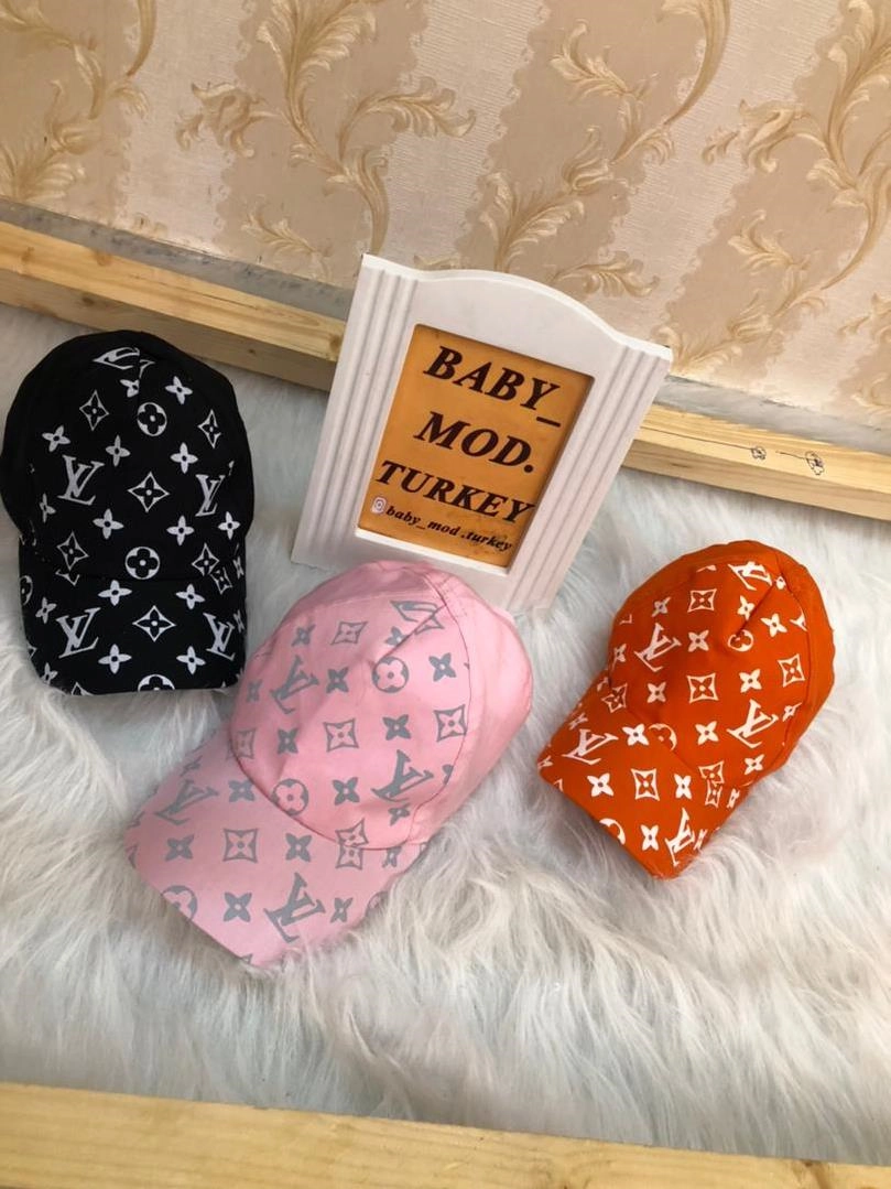 کلاه نقابدار طرح ال وی در سه رنگ کد 2014 3cb1cca5-e63f-4aaf-b677-3cd9b6be2d4f.jpg