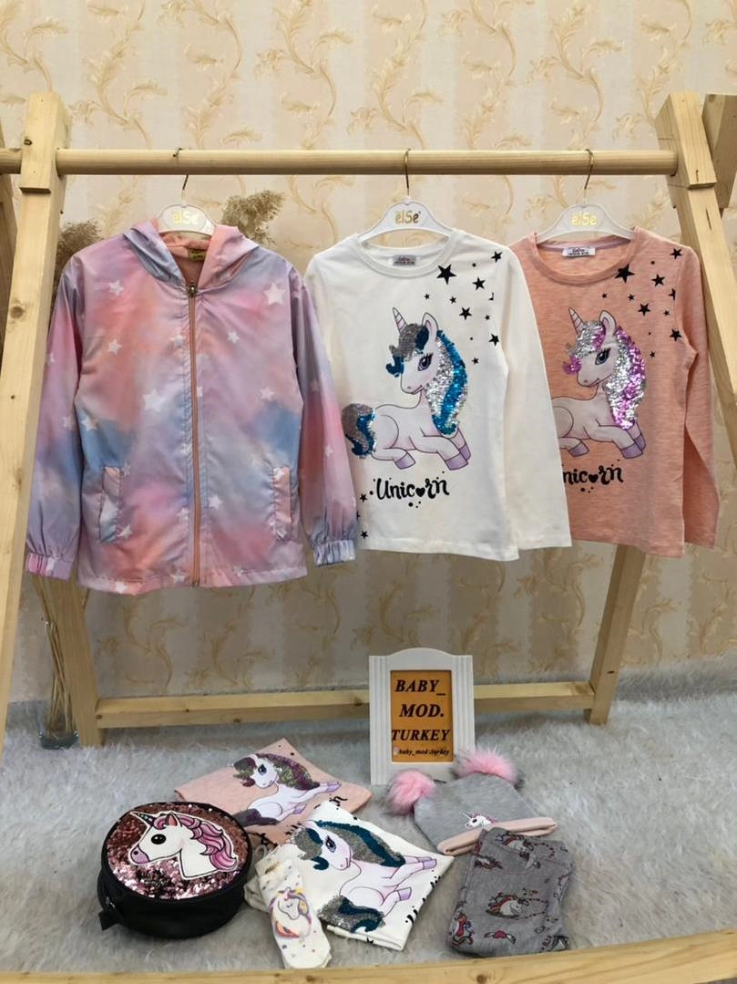 بلوز پولکی نخ پنبه تک شاخ و بارانی استردار و کیف گرد دخترانه کد 1455 45473660-42d1-4277-b8e8-8357f17345de.jpg