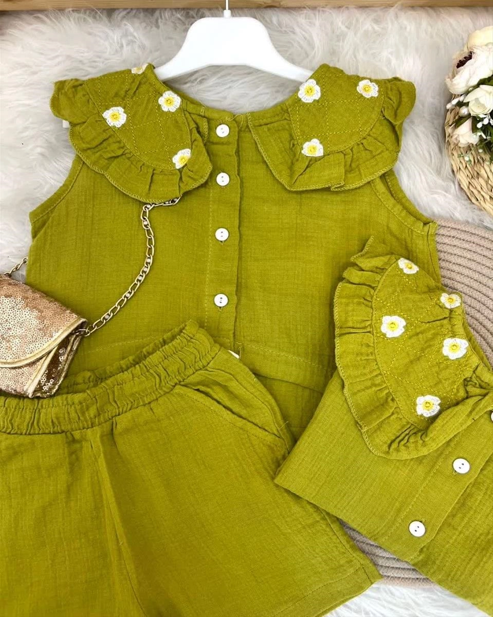 دو تیکه یقه گلدوزی  و شلوارک موسلین ترک کد 5992 47948080-263c-43bf-aac0-74e8580be8fb.jpg