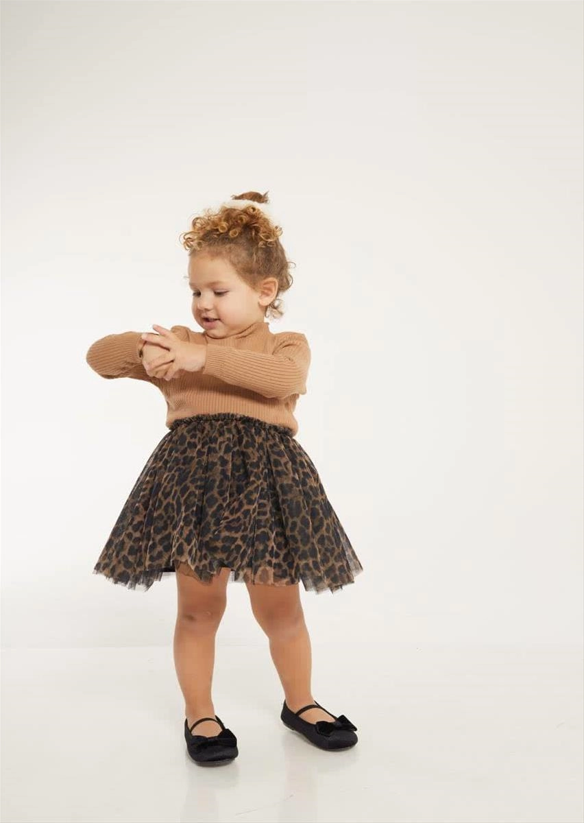 دوتیکه بلوز کبریتی و دامن استردار پفی ترک کد 6147 65637b66-cbaa-436b-970b-68be7f70e124.jpg