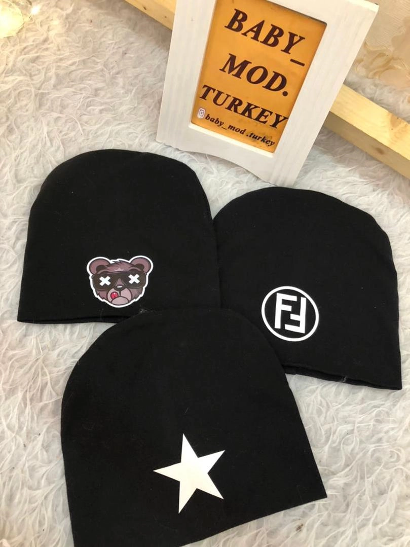 کلاه نخ پنبه دو لایه پوم دار پسرانه کد 1688 7418f8bc-12fc-4e25-a716-bd2019173a23.jpg