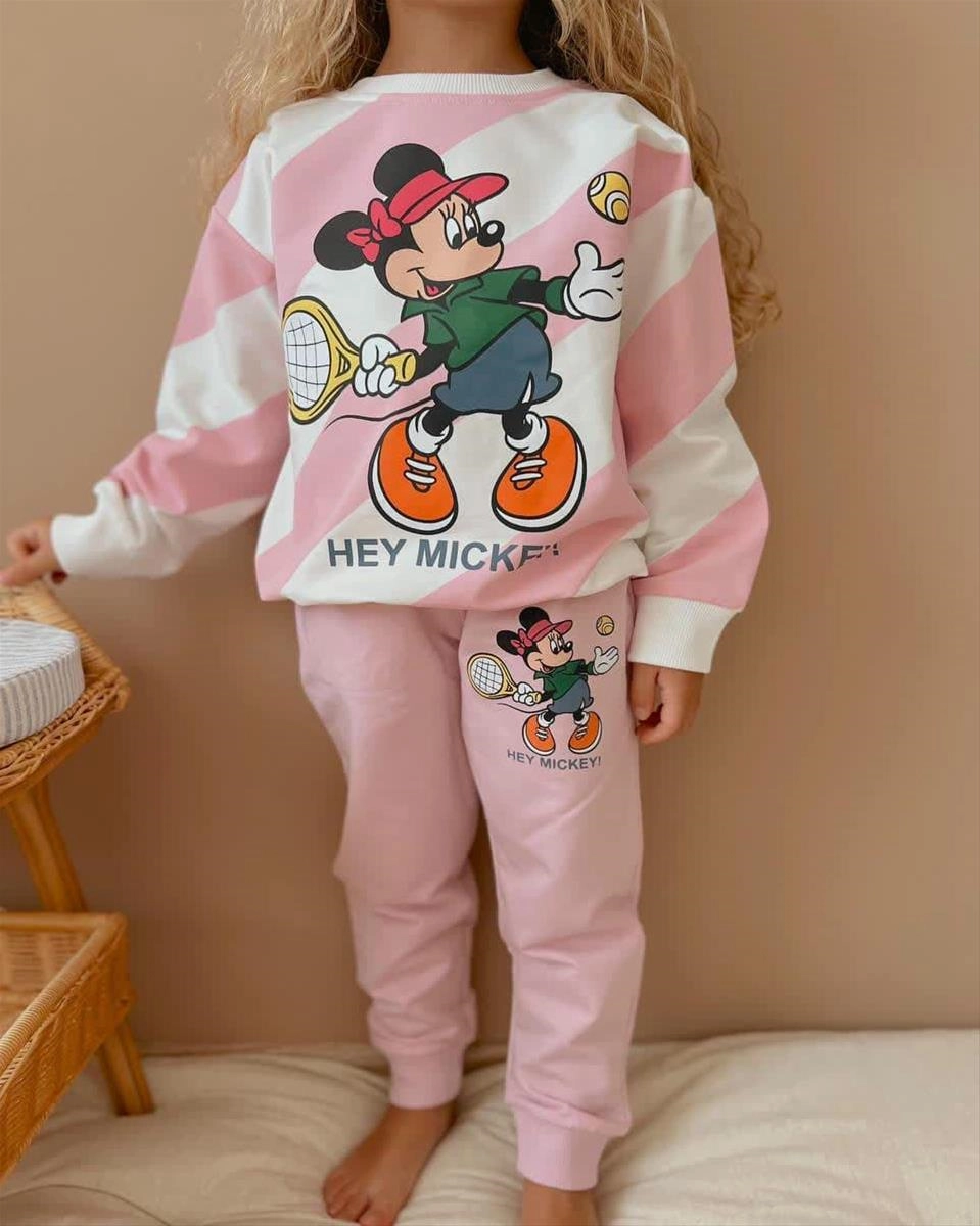 تکرار دو تیکه دورس شلوار میکی تنیس پشت و رو طرحدار   زارا ترک کد 10167 8501cdfa-3cbe-41c5-b1f8-a898c1210bbc.jpg