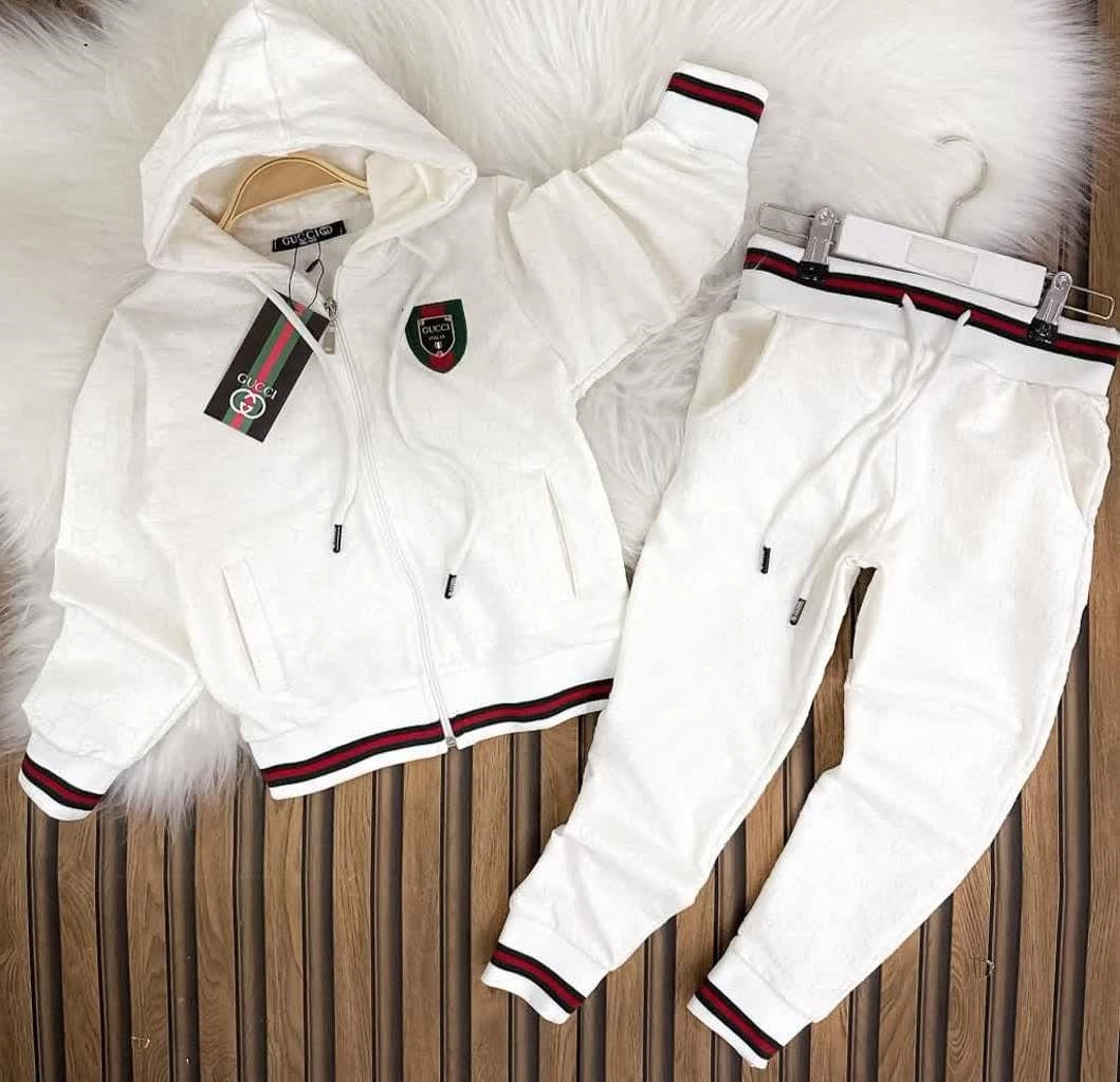 دوتیکه سویشرت شلوار گوچی 5رنگ جدید ترک کد 5245 b6fbdf88-2d01-47cb-9775-757157f26e45.jpg