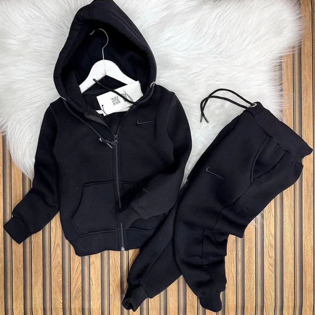 تکرار دوتیکه کرکدار سویشرت شلوار نایکی مشکی ترک 2-16سال کد 18470 bb003a69-4415-4bbb-8a82-1dc1e911d1fe.jpg