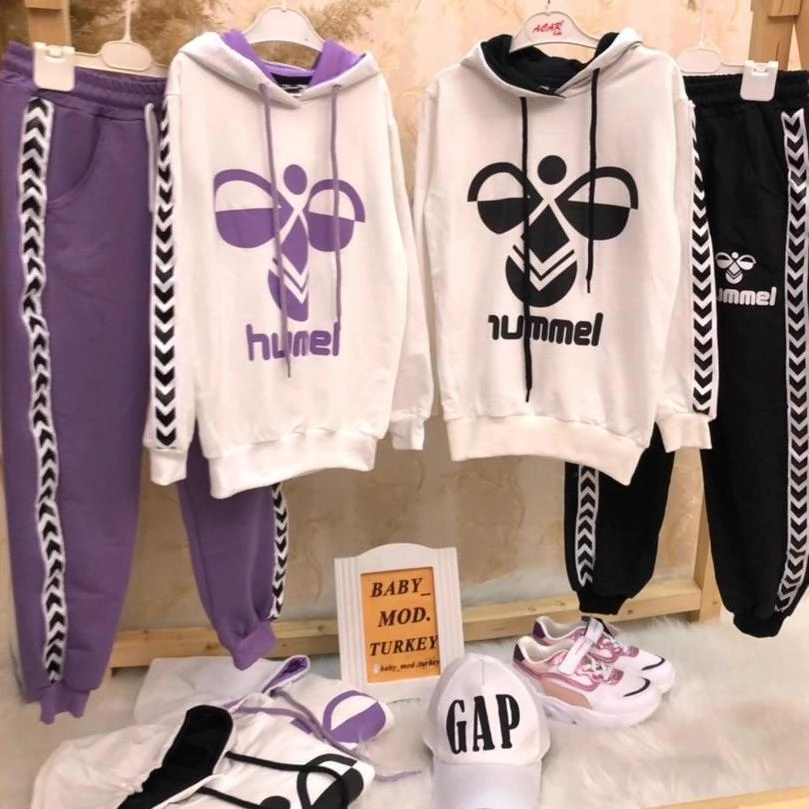 هودی شلوار hummel و کلاه نقابدار و جوراب ترک کد 2235 c3a9e304-92c1-448c-b706-41f010e7fff6.jpg