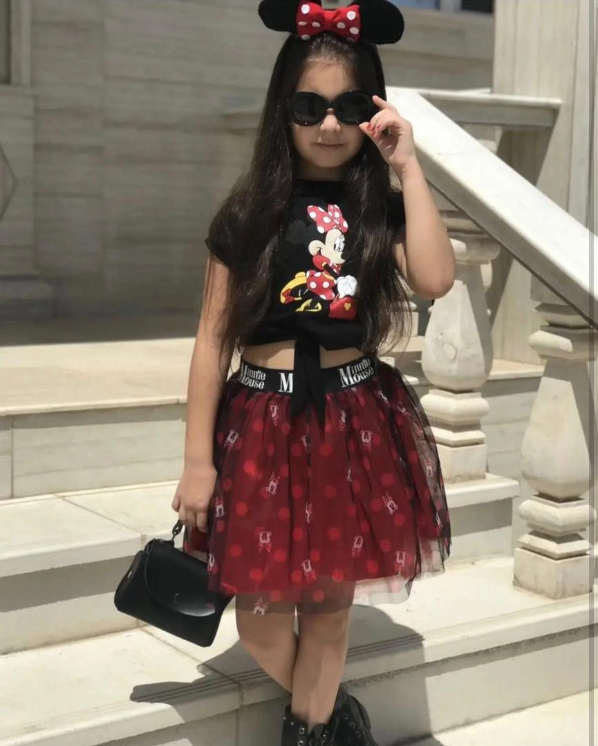 دو تیکه تیشرت مشکی گره ای و دامن میکی دخترانه ترک کد 2980 e5ef1655-2b20-490f-8093-9d546510660c.jpg