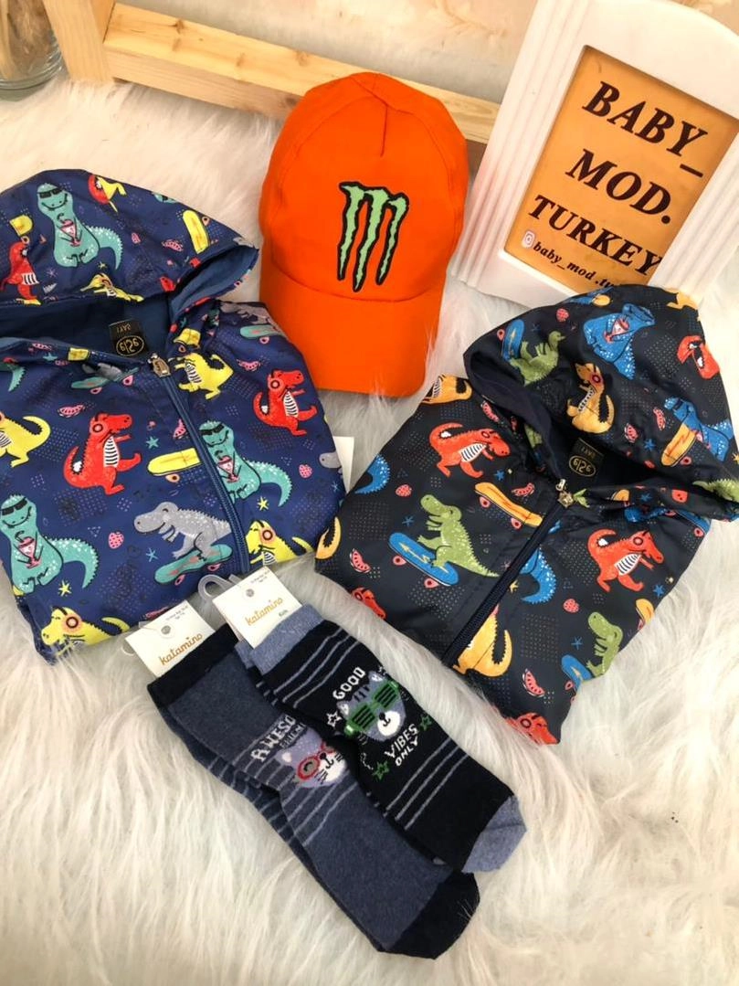 بلوز مارک اچ اند ام و شلوار و کلاه و جوراب پسرانه ترک کد 2264 ee91001e-6edc-4e4d-b301-c211a7f2d41b.jpg