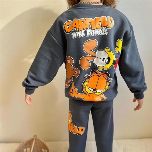 ست دو تیکه کرکدار گارفیلد پشت طرحدار ترک کد 18734