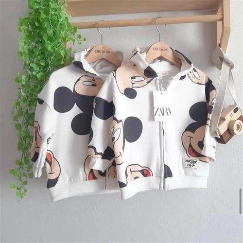 سویشرت ضخیم میکی مارک زارا کد 1498