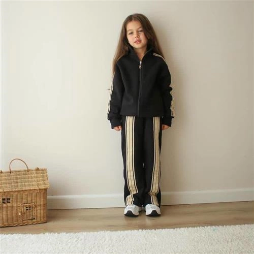 دو تیکه سویشرت شلوار  کرکدار زیپ دارترک کد 18439