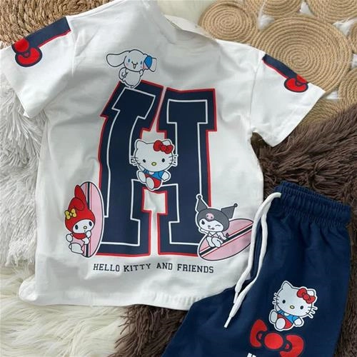 ست دوتیکه تیشرت شلوارک هلوکیتی Hپشت و رو طرحدار ترک کد 18996