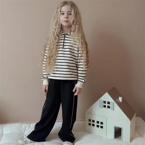 ست دو تیکه راه راه زیپ دار ترک 5-14سال کد 18857