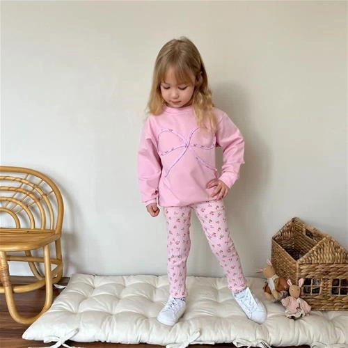 دوتیکه دورس شلوار دو نخ کبریتی پاپیون گلدار ترک کد 18850