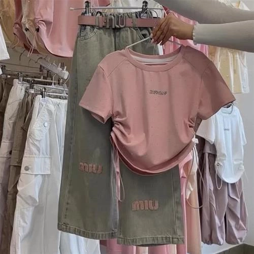 دوتیکه پینک  تیشرت نگین دار و شلوار جین  کد 18173